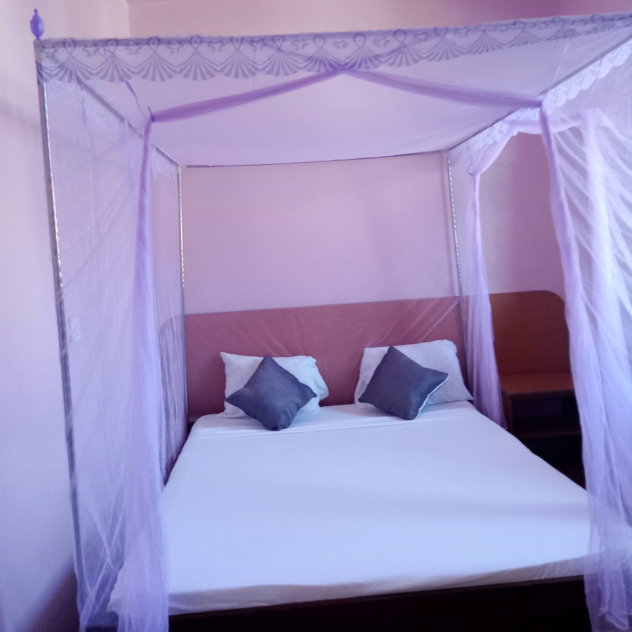 Deluxe Double Room at Topville Hotel